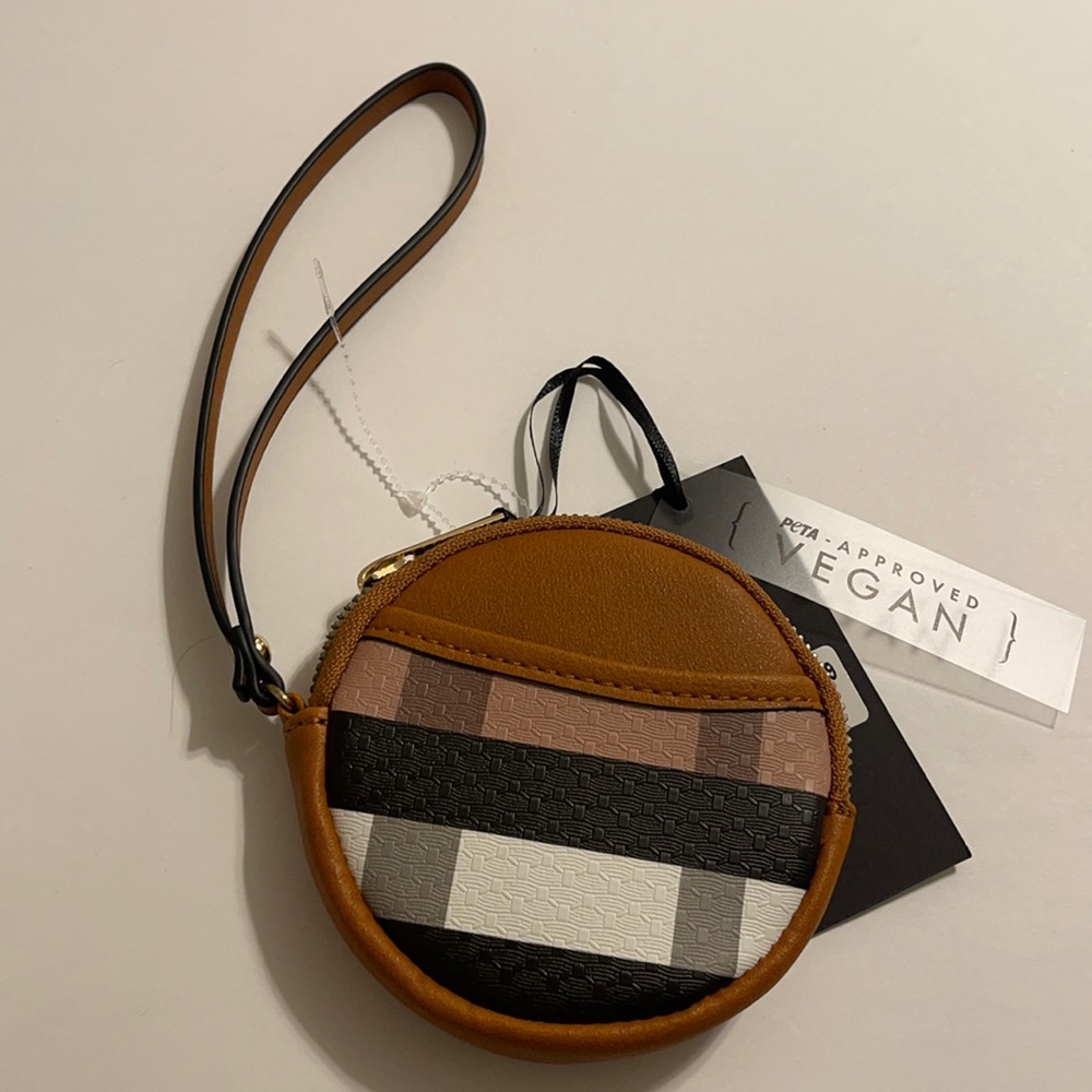 Designer inspired coin/change wristlet